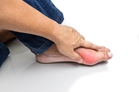 Symptoms and Causes of Gout